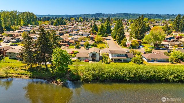 1816 Riverview Drive NE, Auburn, WA 98002