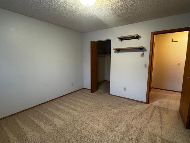 1824 34th Street S, Fargo, ND 58103