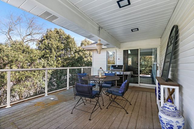 454 Harvard Avenue, Barrington, IL 60010