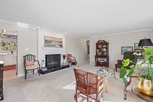 454 Harvard Avenue, Barrington, IL 60010