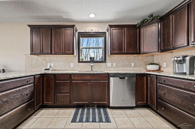 4202 Lone Road, Thomas Twp, MI 48623