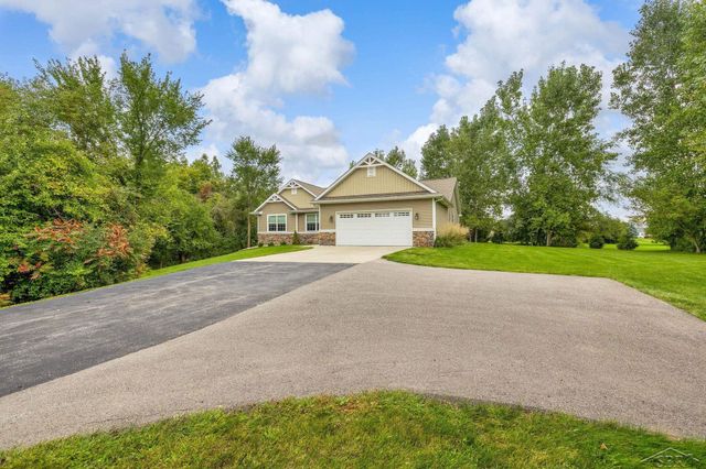4202 Lone Road, Thomas Twp, MI 48623
