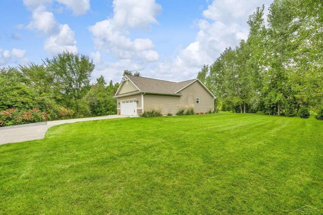 4202 Lone Road, Thomas Twp, MI 48623