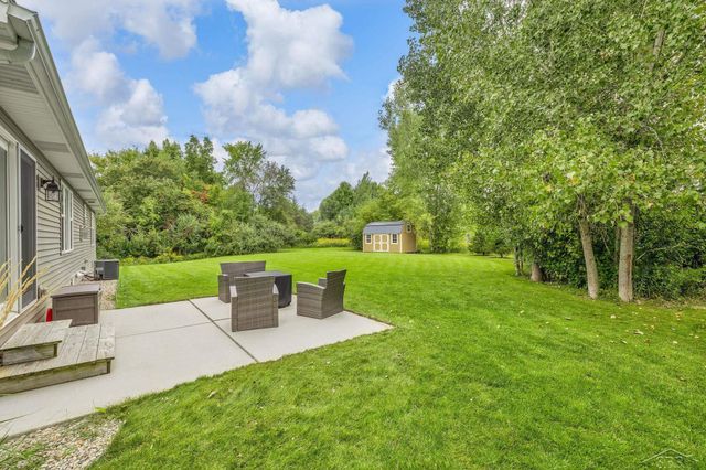 4202 Lone Road, Thomas Twp, MI 48623