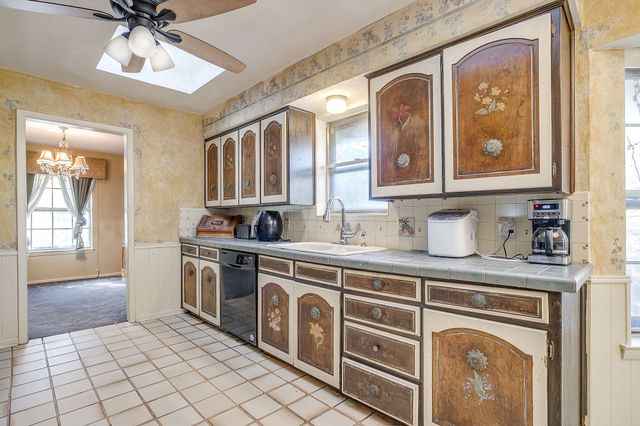 2844 Hurstview Drive, Hurst, TX 76054