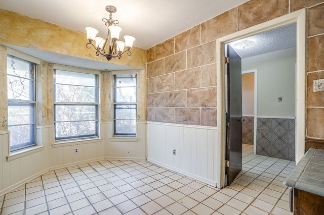 2844 Hurstview Drive, Hurst, TX 76054