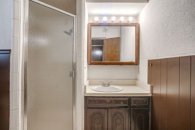 2844 Hurstview Drive, Hurst, TX 76054