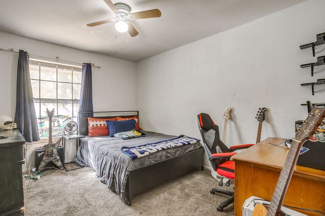 2844 Hurstview Drive, Hurst, TX 76054