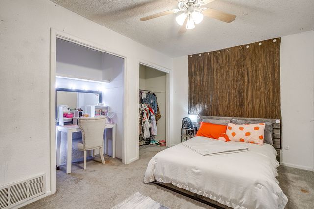 2844 Hurstview Drive, Hurst, TX 76054