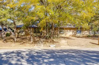 2844 Hurstview Drive, Hurst, TX 76054