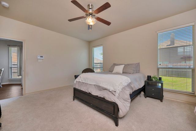 545 Wild Ivy Trail, Fort Worth, TX 76052