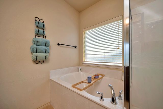 545 Wild Ivy Trail, Fort Worth, TX 76052