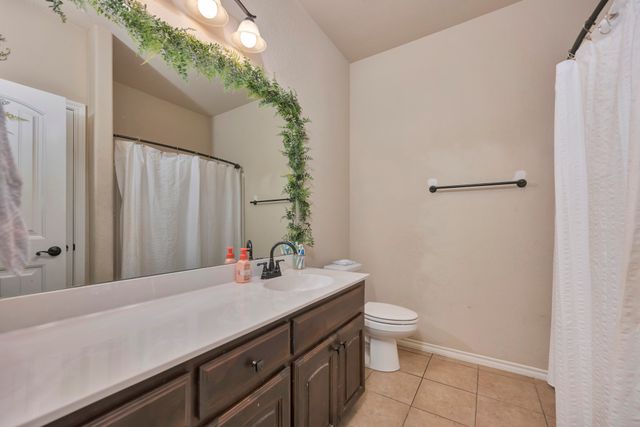 545 Wild Ivy Trail, Fort Worth, TX 76052