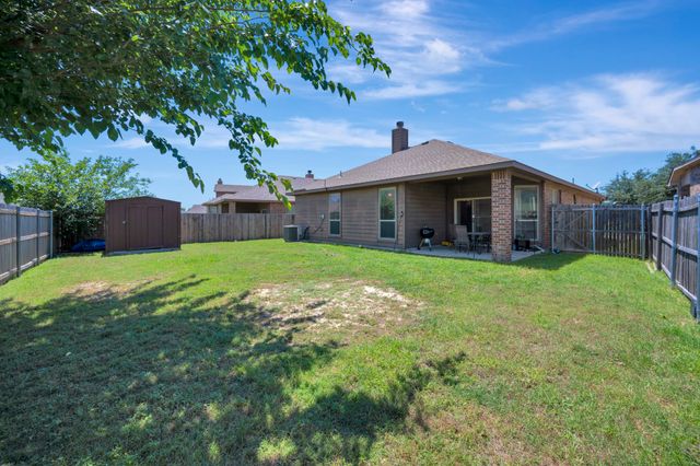 545 Wild Ivy Trail, Fort Worth, TX 76052
