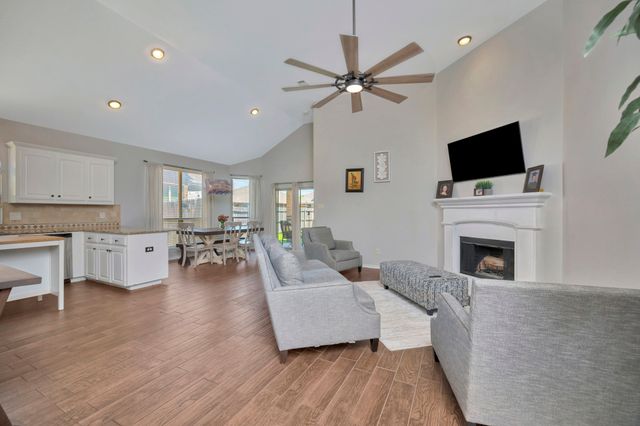 545 Wild Ivy Trail, Fort Worth, TX 76052