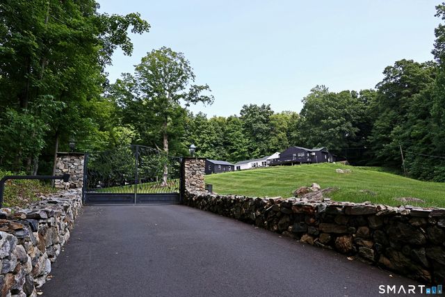 30 Blackman Road, Ridgefield, CT 06877