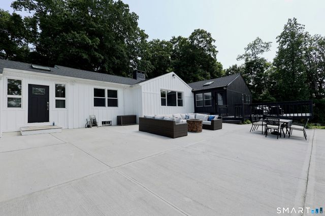 30 Blackman Road, Ridgefield, CT 06877