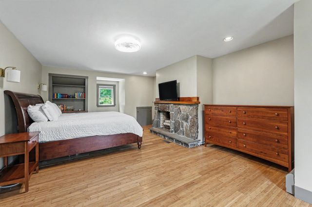10 Morrison Road, Raymond, NH 03077