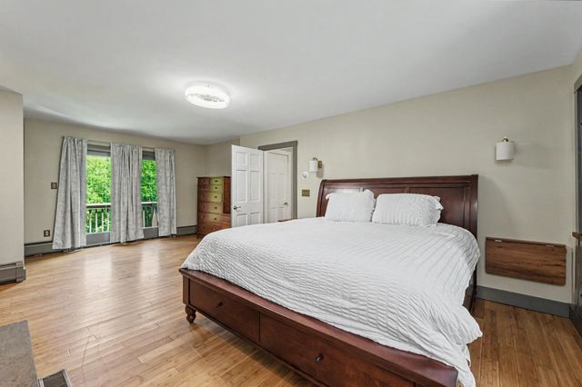 10 Morrison Road, Raymond, NH 03077