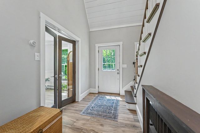 10 Morrison Road, Raymond, NH 03077