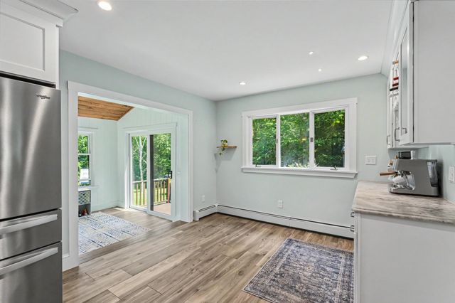 10 Morrison Road, Raymond, NH 03077