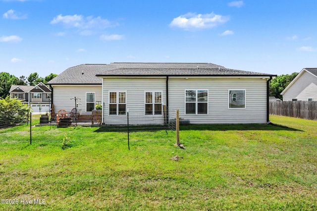 218 Planters Ridge Drive, Pikeville, NC 27863