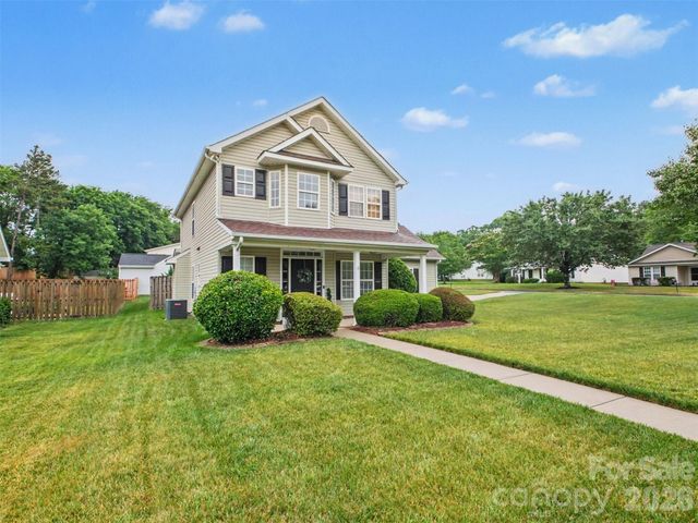 2243 Oakhurst Court, Kannapolis, NC 28081