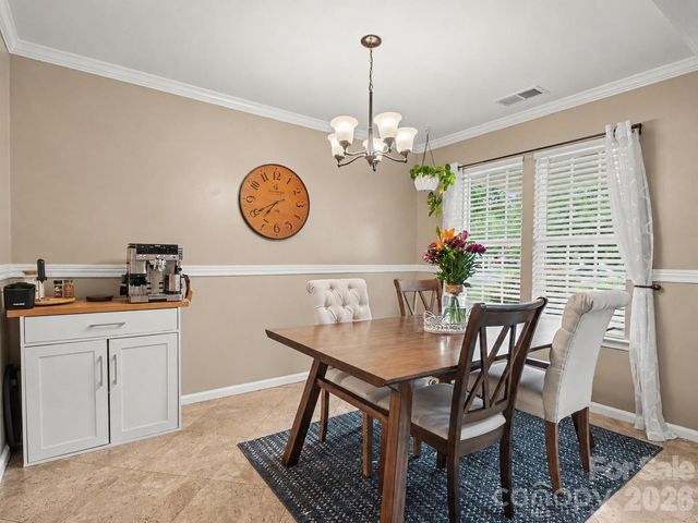 2243 Oakhurst Court, Kannapolis, NC 28081