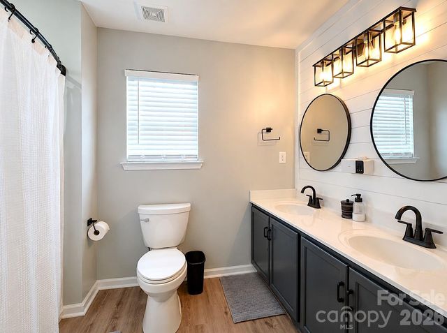 2243 Oakhurst Court, Kannapolis, NC 28081