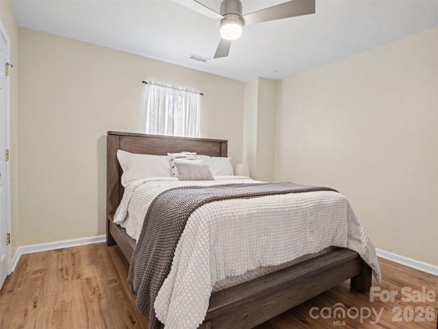 2243 Oakhurst Court, Kannapolis, NC 28081