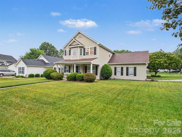 2243 Oakhurst Court, Kannapolis, NC 28081