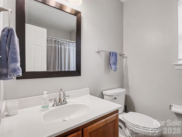 2243 Oakhurst Court, Kannapolis, NC 28081