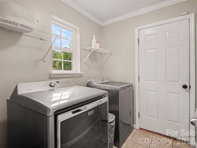 2243 Oakhurst Court, Kannapolis, NC 28081