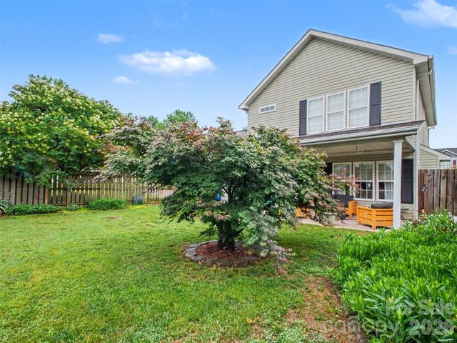 2243 Oakhurst Court, Kannapolis, NC 28081