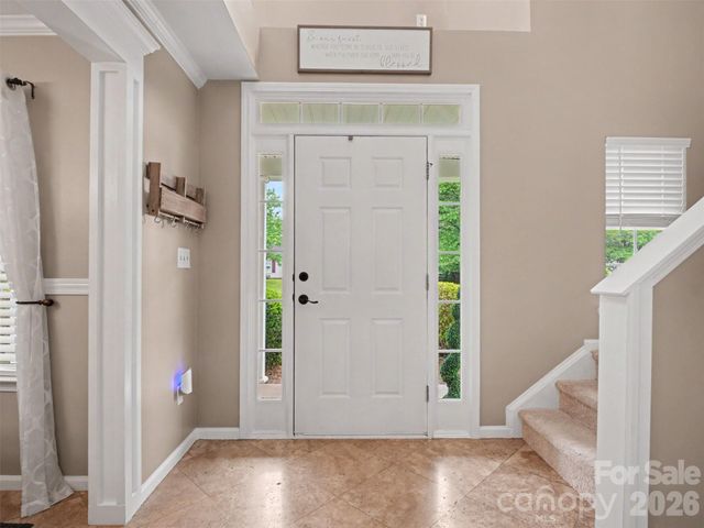 2243 Oakhurst Court, Kannapolis, NC 28081