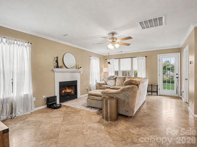 2243 Oakhurst Court, Kannapolis, NC 28081