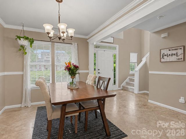 2243 Oakhurst Court, Kannapolis, NC 28081