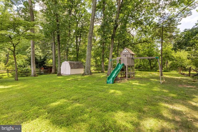 8212 GENEVA MASON RD, Potomac, MD 20854