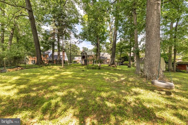 8212 GENEVA MASON RD, Potomac, MD 20854