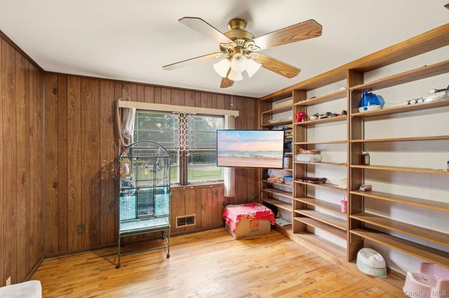 18044 Grand Central Parkway, Jamaica, NY 11432