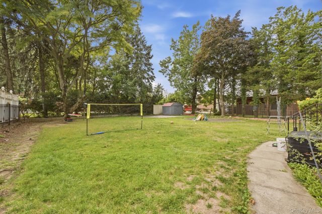 18044 Grand Central Parkway, Jamaica, NY 11432