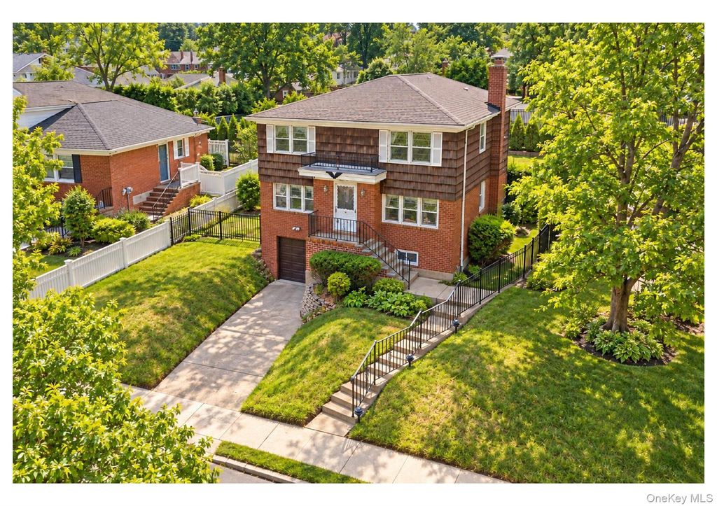 18044 Grand Central Parkway, Jamaica, NY 11432 — photo 3