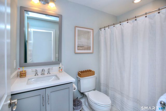 89 Brentwood Circle 89, Danbury, CT 06810