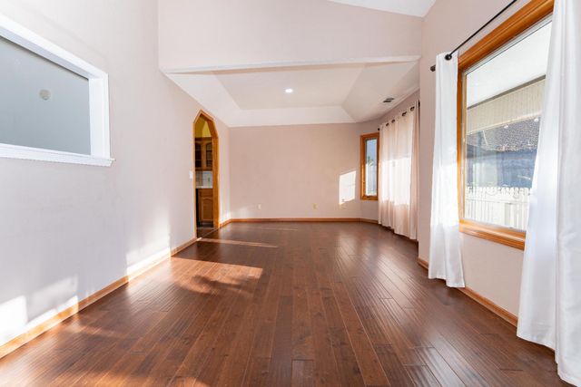 2054 Irving Circle, Tulare, CA 93274