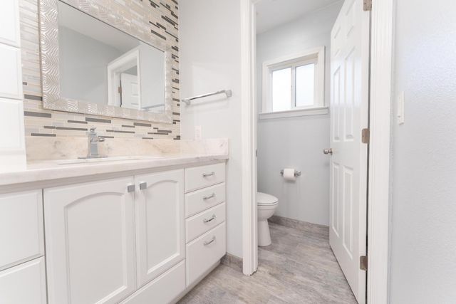 2054 Irving Circle, Tulare, CA 93274