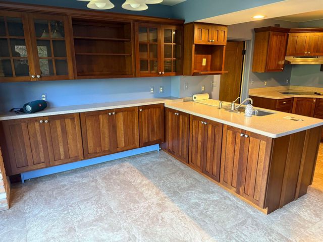 2221 Carroll Road, Bay City, MI 48708