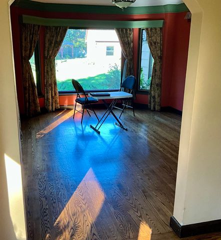 2221 Carroll Road, Bay City, MI 48708