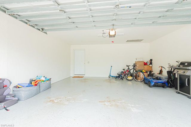 3435 Laurel Greens LN S # 203, Naples, FL 34119