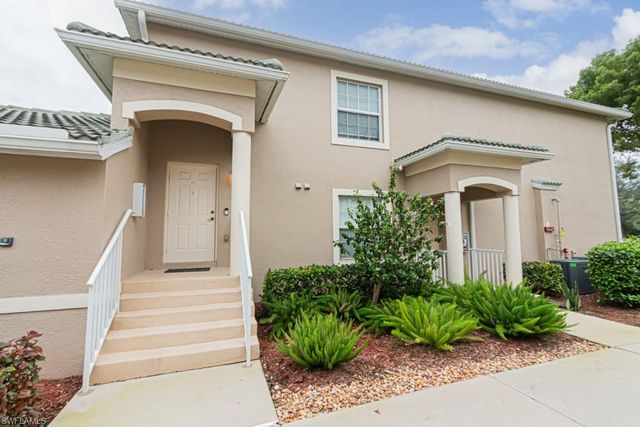 3435 Laurel Greens LN S # 203, Naples, FL 34119