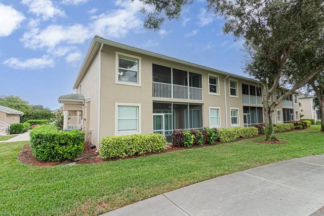 3435 Laurel Greens LN S # 203, Naples, FL 34119
